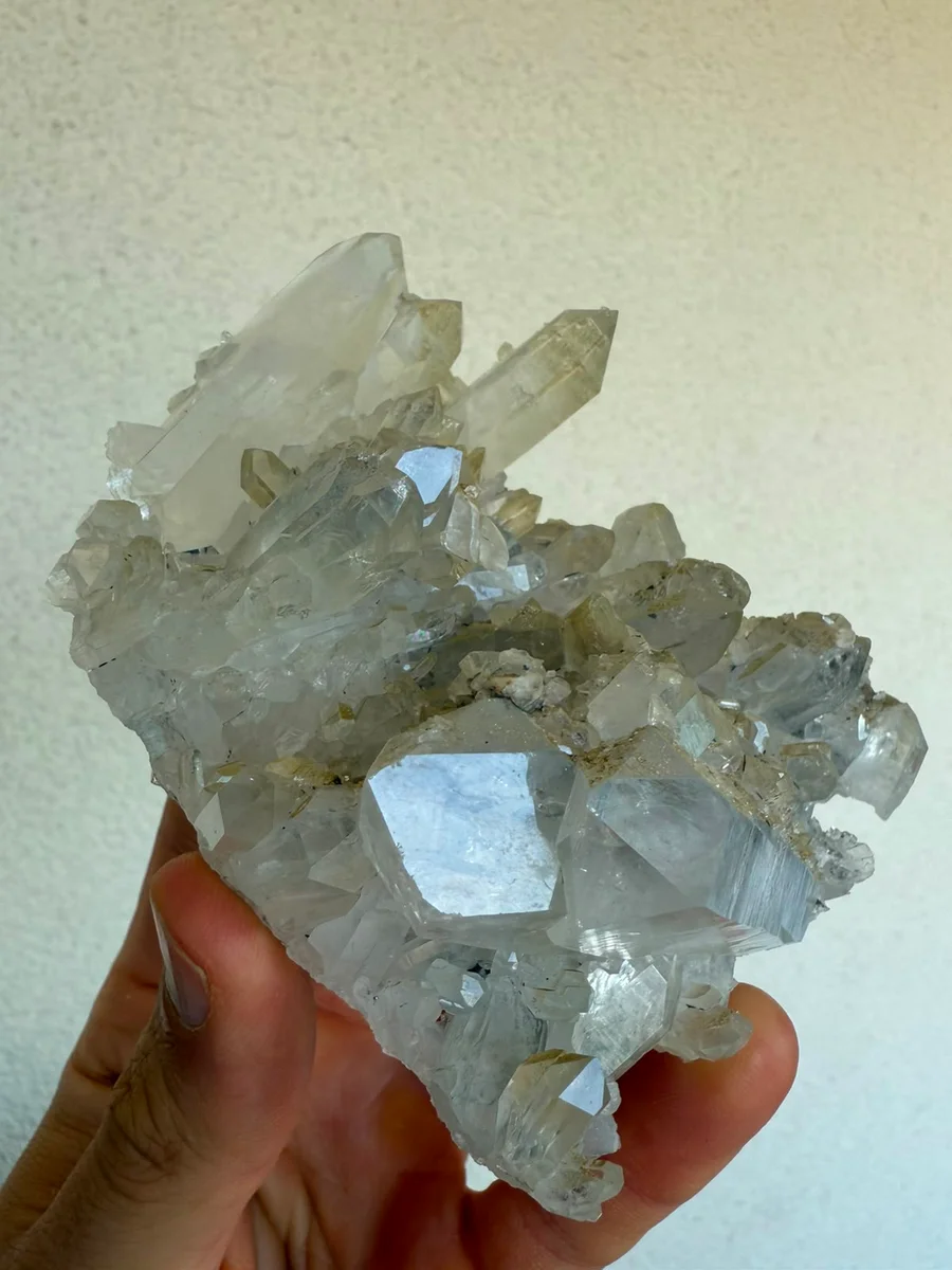 crystal cluster with little shiny calcites - Image 4