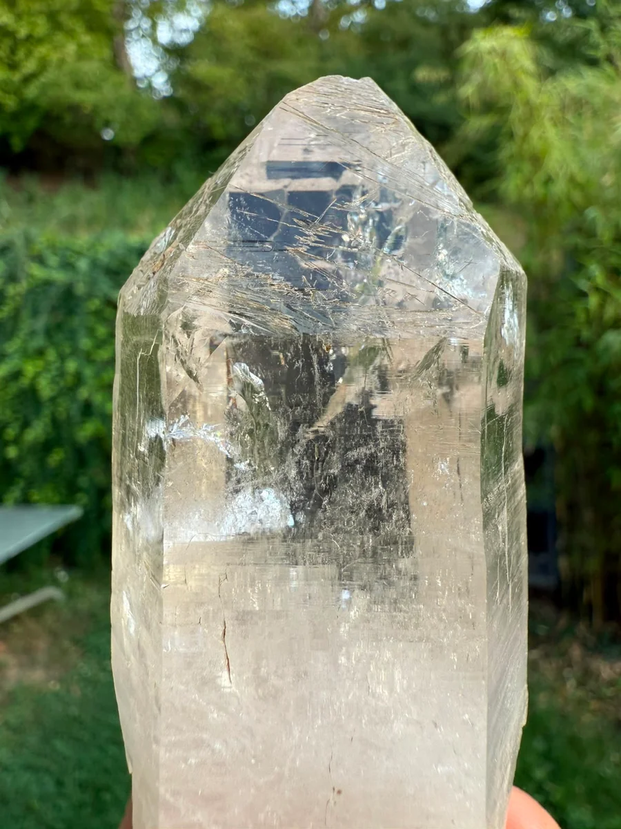 Klarer Bergkristall mit schönem Glanz