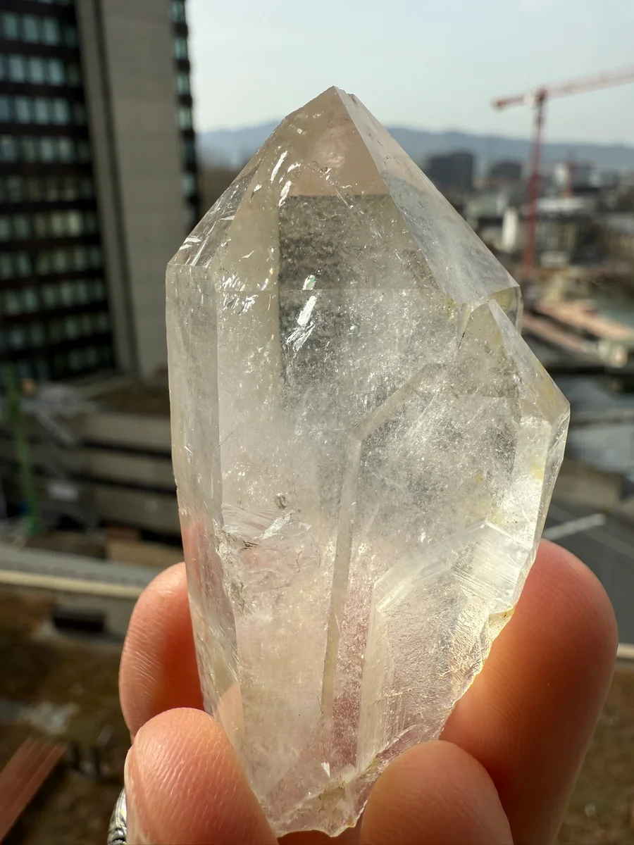 2 Bergkristalle (klar und Limonit) - Bild 4