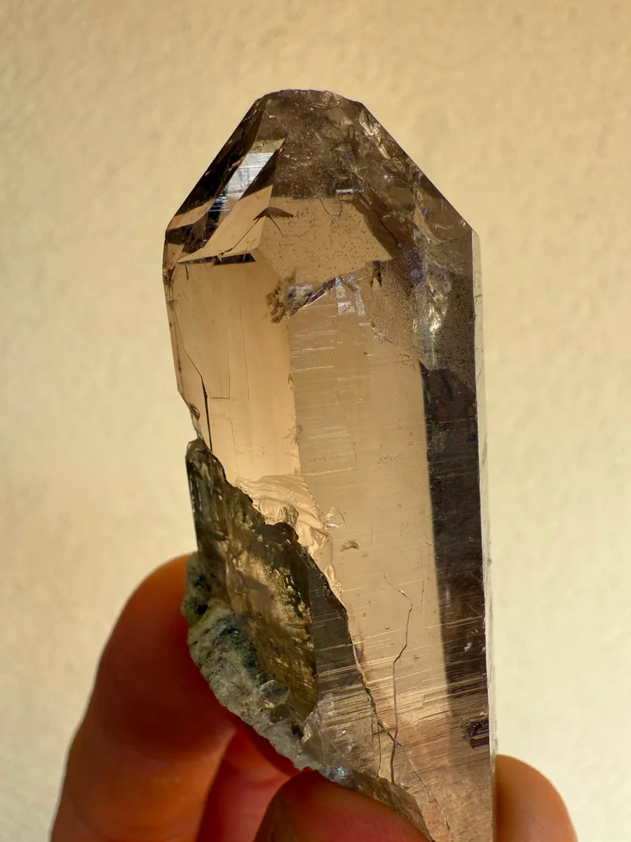 Smoky quartz point - Image 6